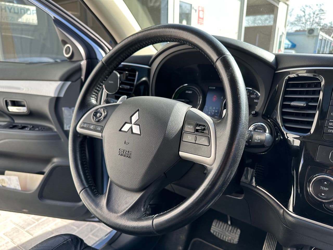 Mitsubishi Outlander 2014 — Миниатюра 7