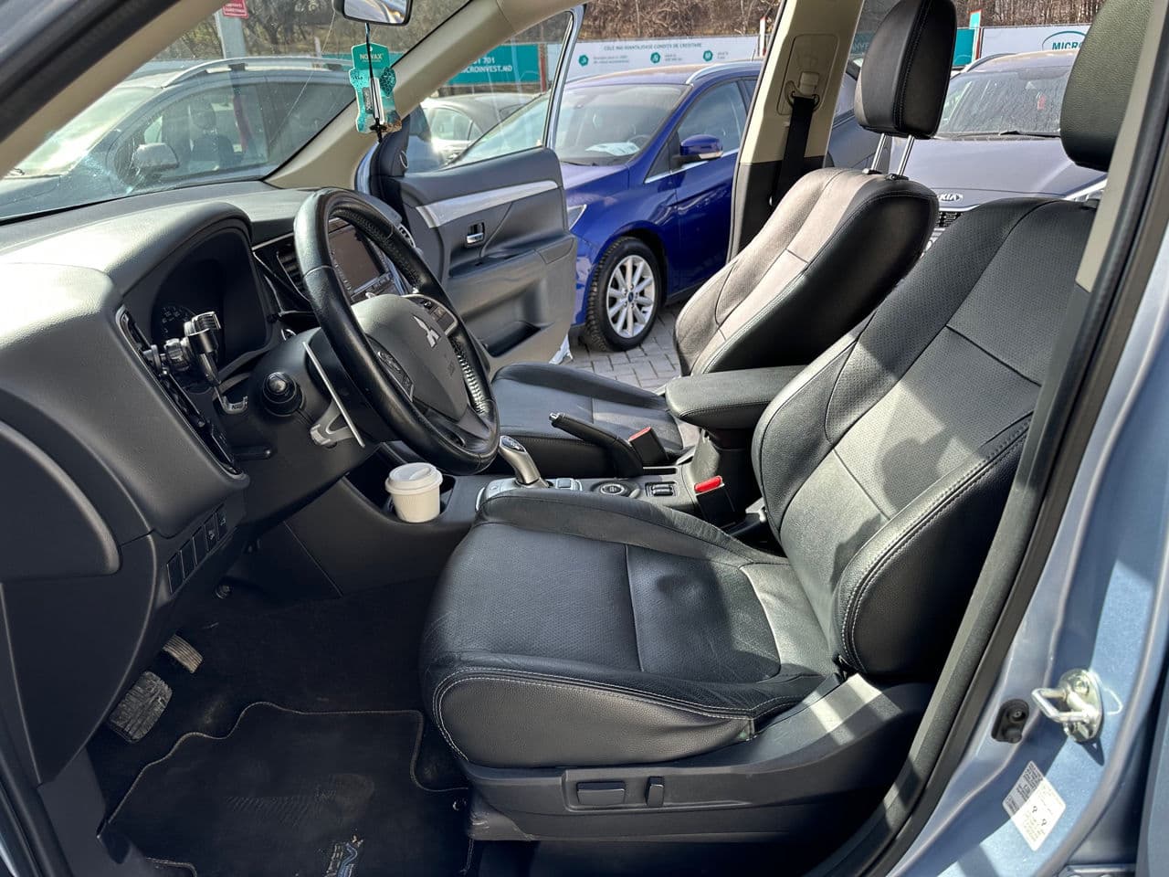 Mitsubishi Outlander 2014 — Миниатюра 6