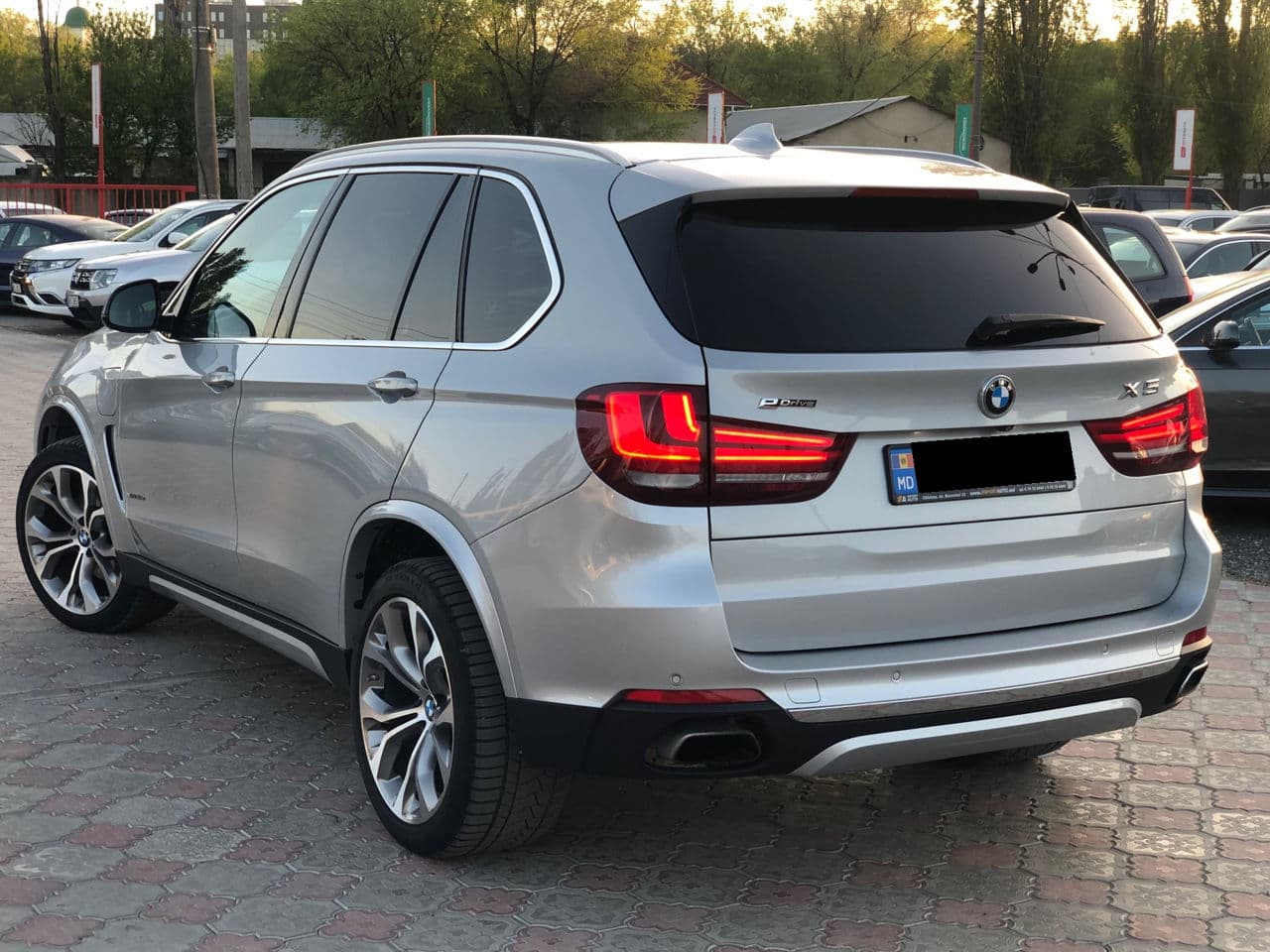 BMW X5 4.0e 2015 — Миниатюра 2