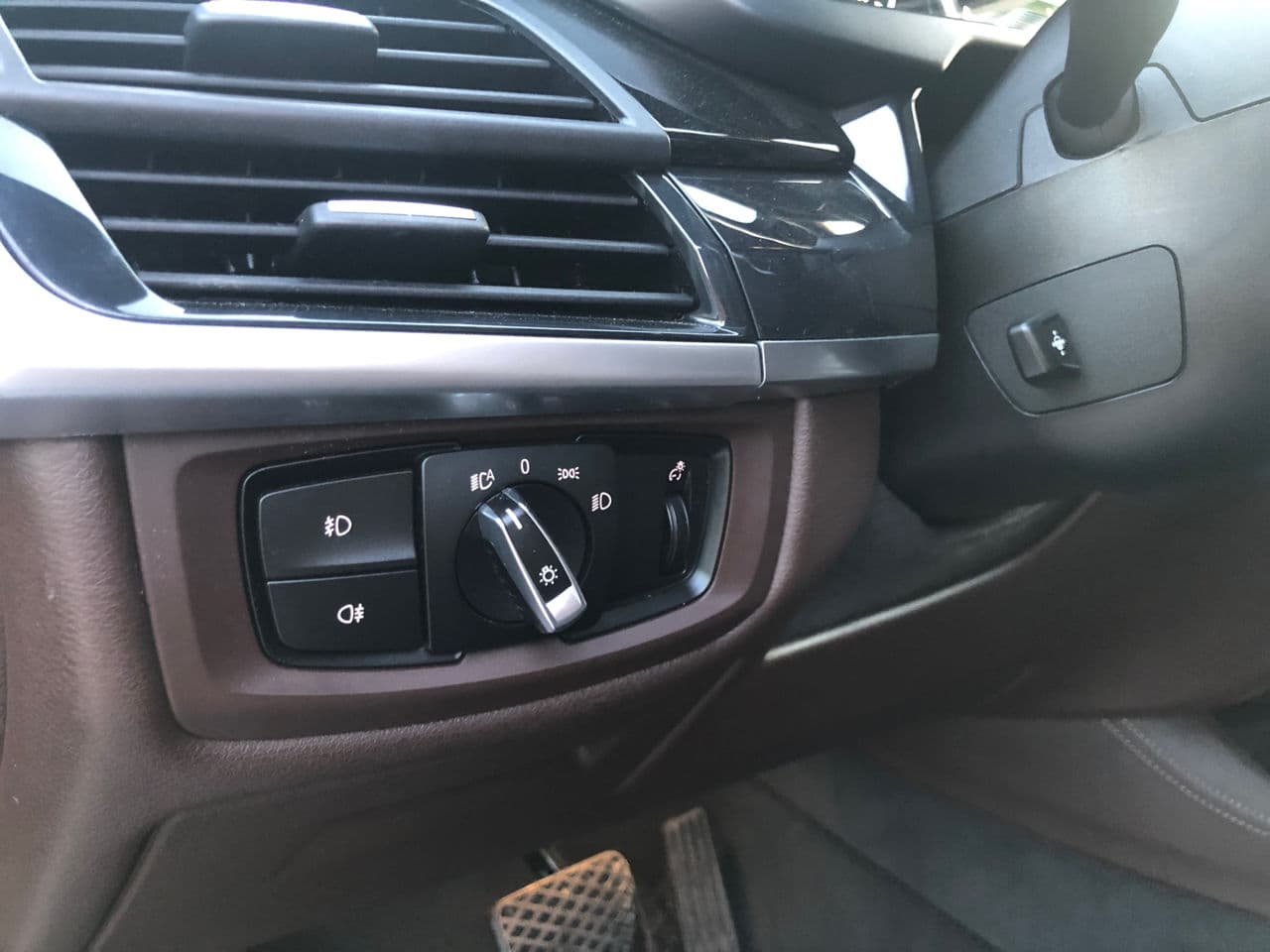 BMW X5 4.0e 2015 — Миниатюра 8