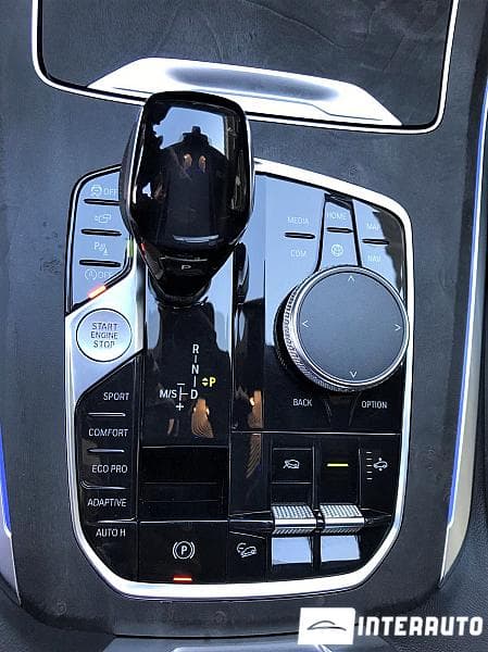 BMW X5 4.0i 2018 — Миниатюра 13