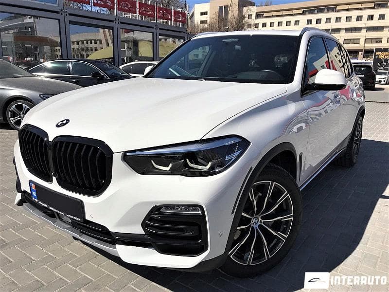 BMW X5 4.0i 2018 — Миниатюра 2