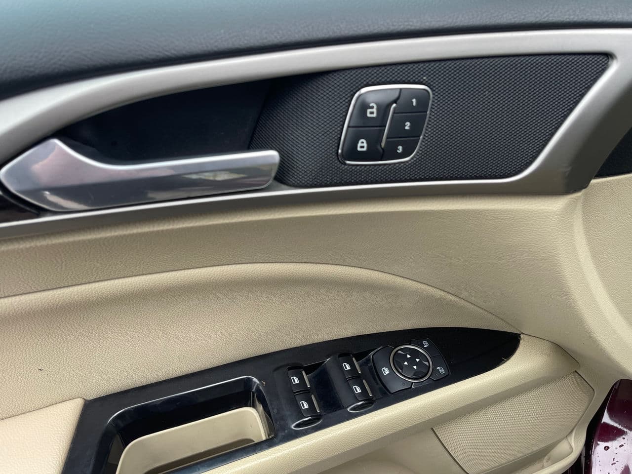 Ford Fusion 2013 — Миниатюра 15