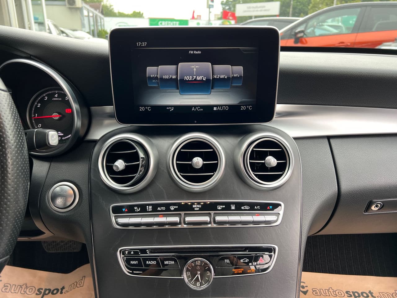 Mercedes C 350e 2015 — Миниатюра 11