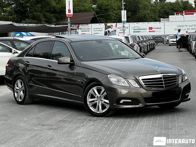 Mercedes E 220 2010 — Миниатюра 3