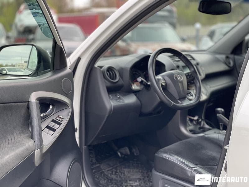 2010 Toyota Rav-4 — Miniatură 7