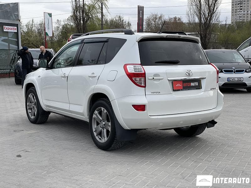 2010 Toyota Rav-4 — Miniatură 6