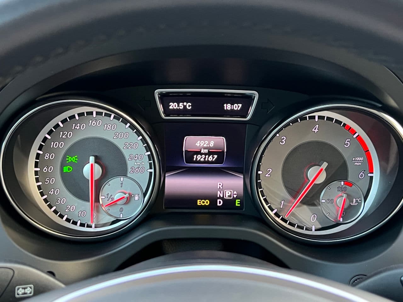 Mercedes GLA 220 2014 — Миниатюра 12