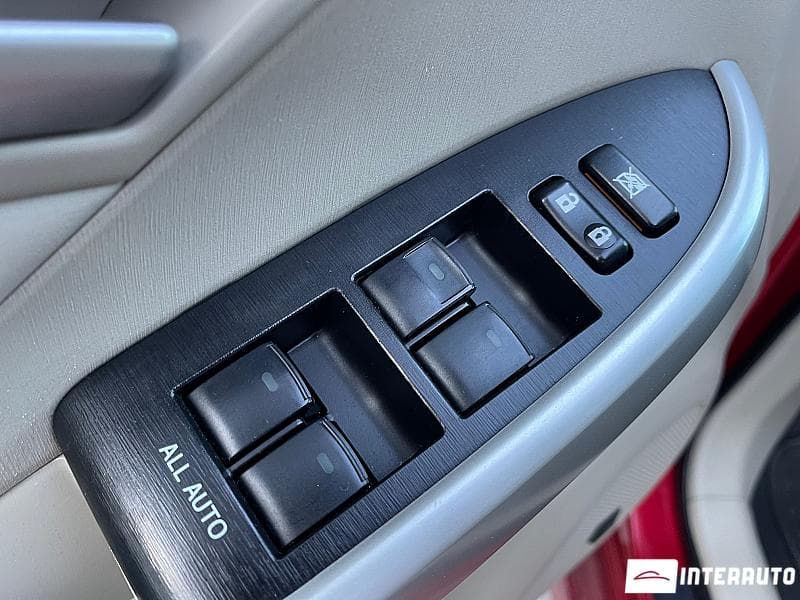 2013 Toyota Prius — Miniatură 21