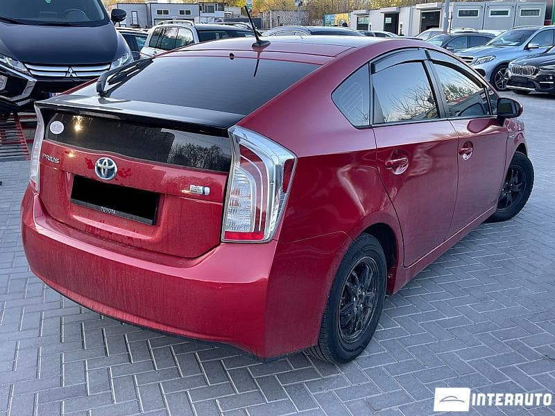 2013 Toyota Prius — Miniatură 4