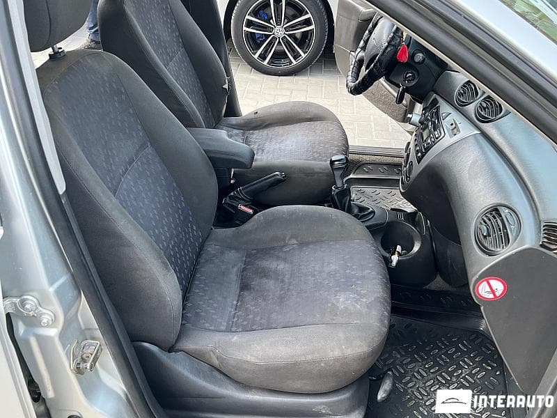 2000 Ford Focus — Miniatură 5