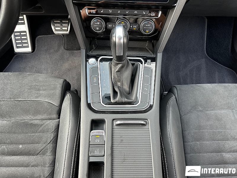 2020 Volkswagen Passat — Miniatură 12