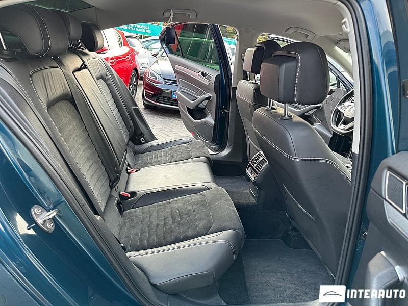 2020 Volkswagen Passat — Miniatură 17