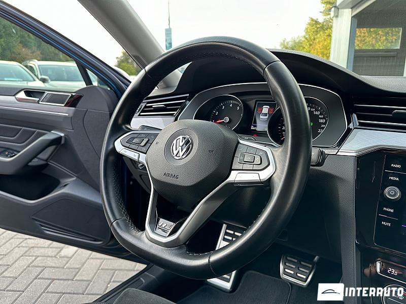2020 Volkswagen Passat — Miniatură 8