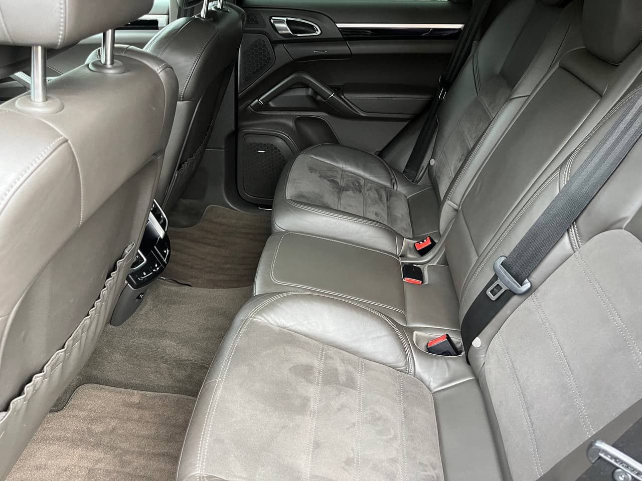 Porsche Cayenne 2017 — Миниатюра 22