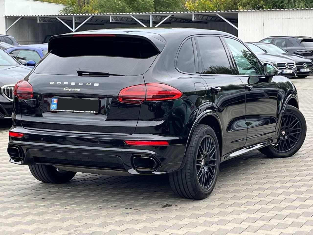 Porsche Cayenne 2017 — Миниатюра 2