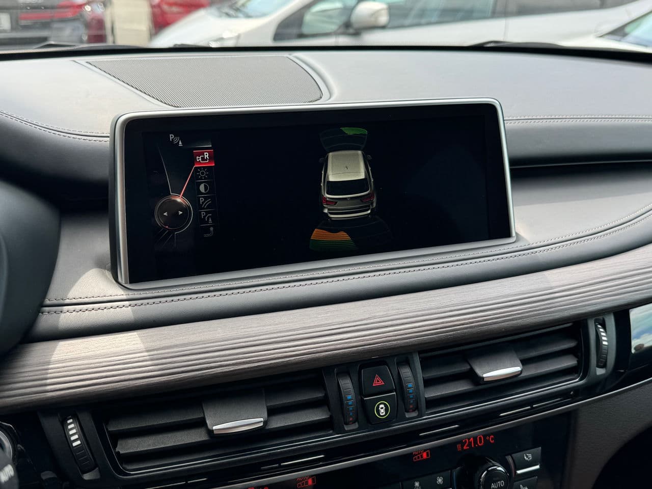2014 BMW X5 M5.0D — Miniatură 10