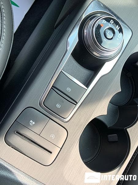 2020 Ford Escape — Miniatură 20
