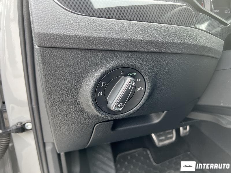 2018 Skoda Superb — Miniatură 11