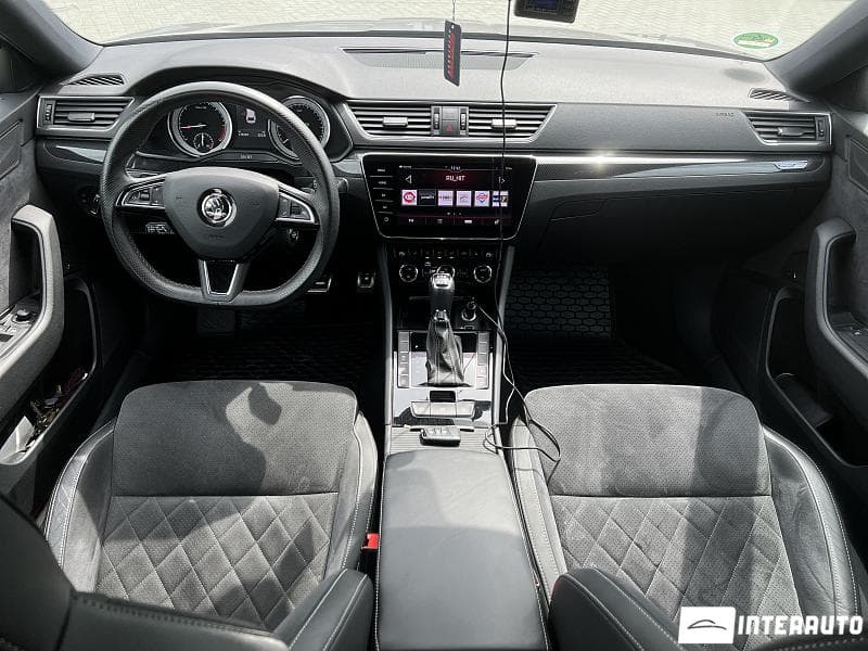 2018 Skoda Superb — Miniatură 8