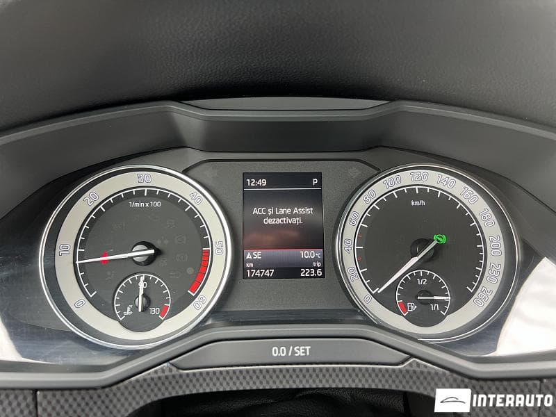 2018 Skoda Superb — Miniatură 10