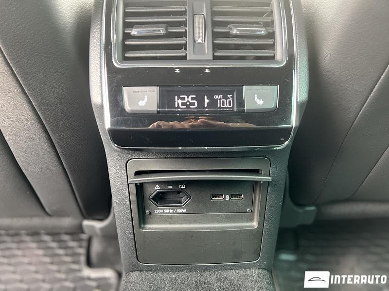 2018 Skoda Superb — Miniatură 14