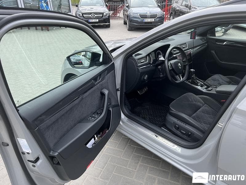 2018 Skoda Superb — Miniatură 6