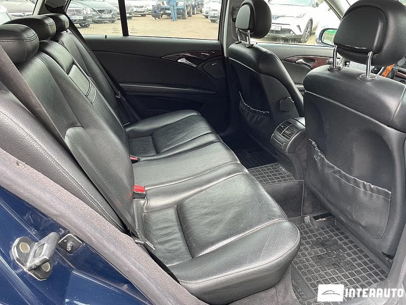 2003 Mercedes E 220 — Miniatură 14