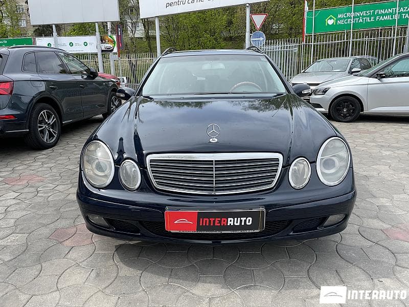 2003 Mercedes E 220 — Miniatură 2