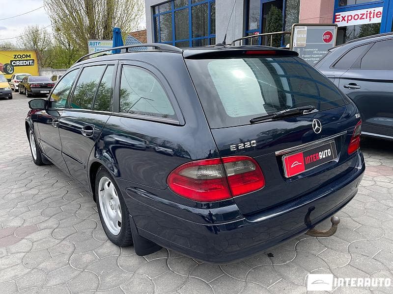 2003 Mercedes E 220 — Miniatură 6
