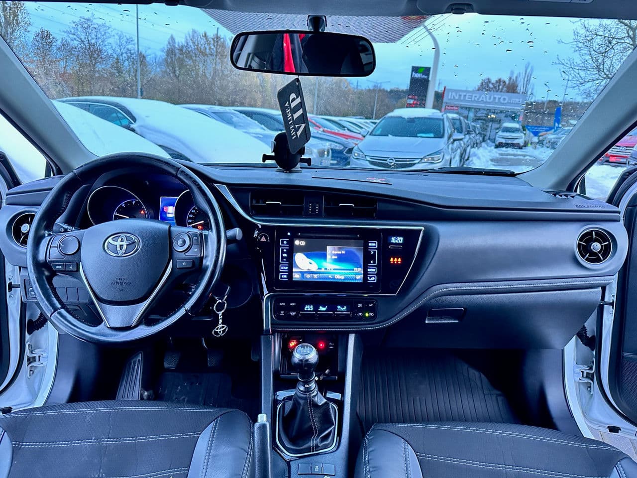 Toyota Auris 2015 — Миниатюра 7