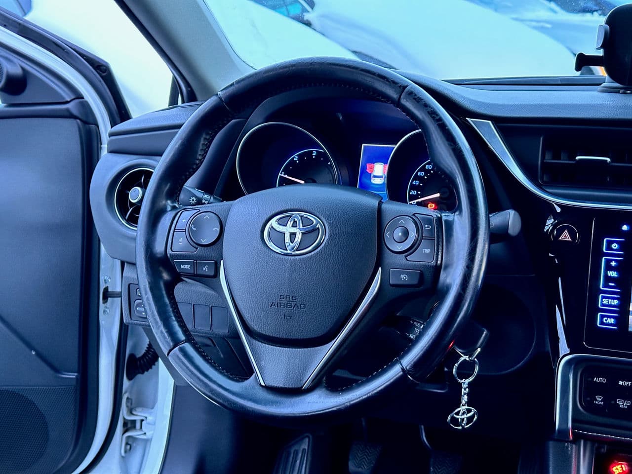 Toyota Auris 2015 — Миниатюра 10