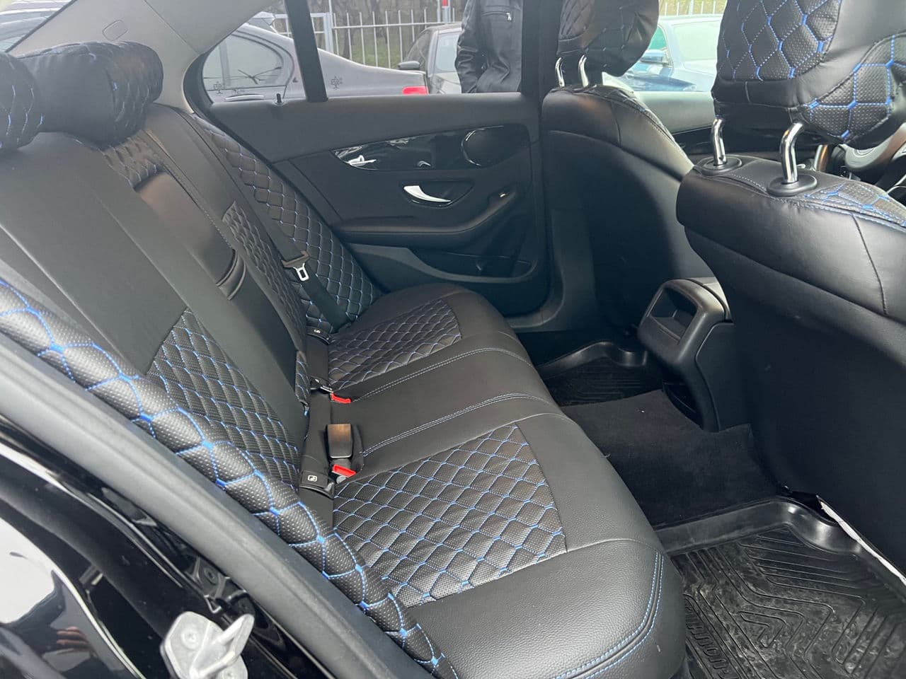 Mercedes C 220 2017 — Миниатюра 10