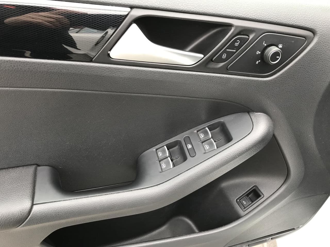 Volkswagen Jetta 2014 — Миниатюра 5