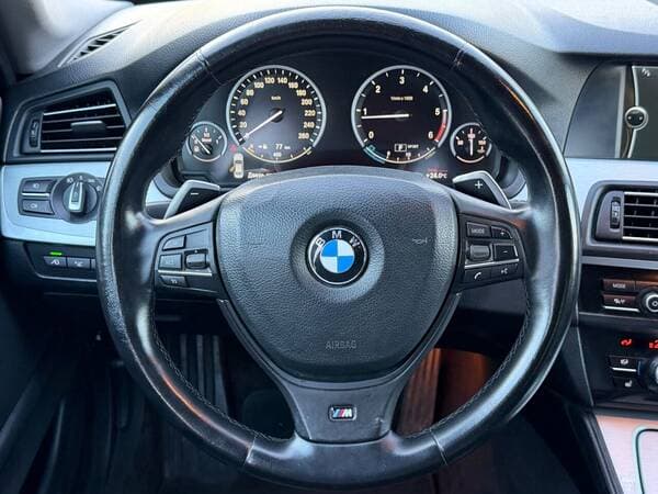 BMW 520 2011 — Миниатюра 10