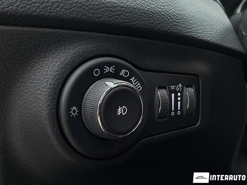 Jeep Compass 2017 — Миниатюра 21