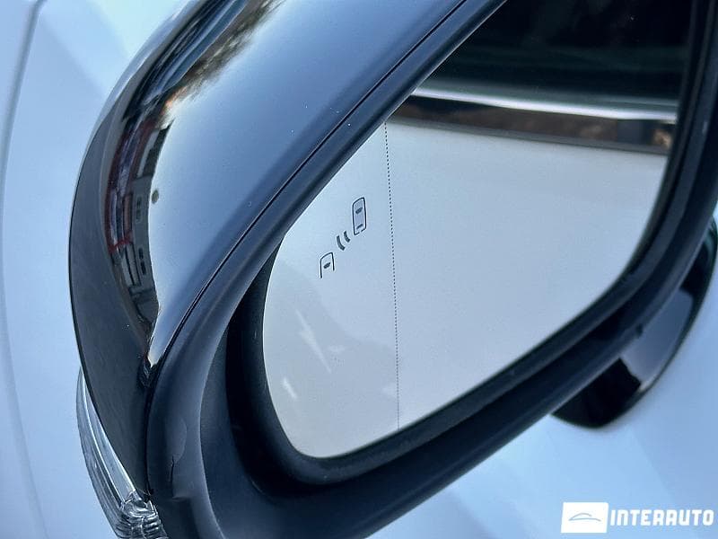Lexus IS 300h 2014 — Миниатюра 5