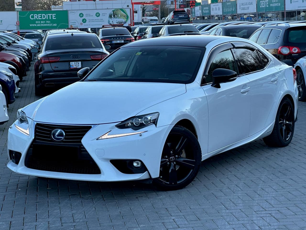 Lexus IS 300h