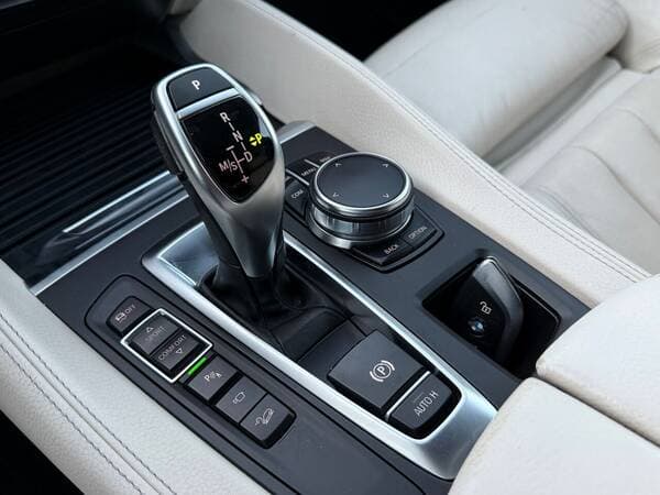 BMW X6 3.0D 2017 — Миниатюра 15