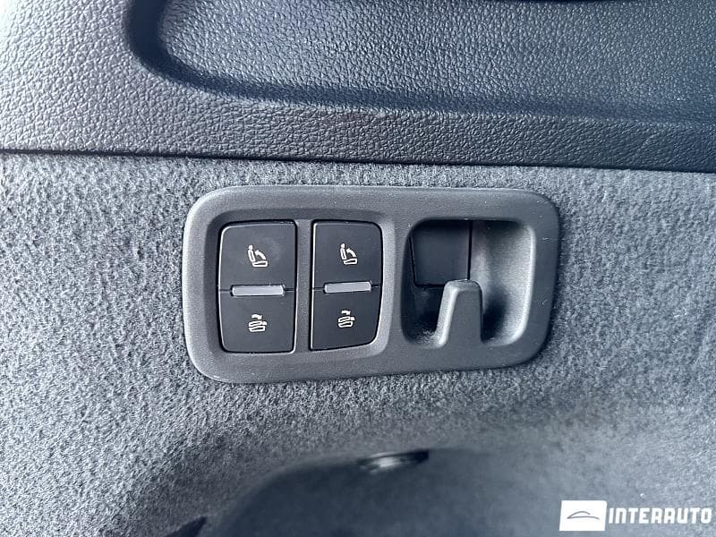 Audi Q7 2018 — Миниатюра 23