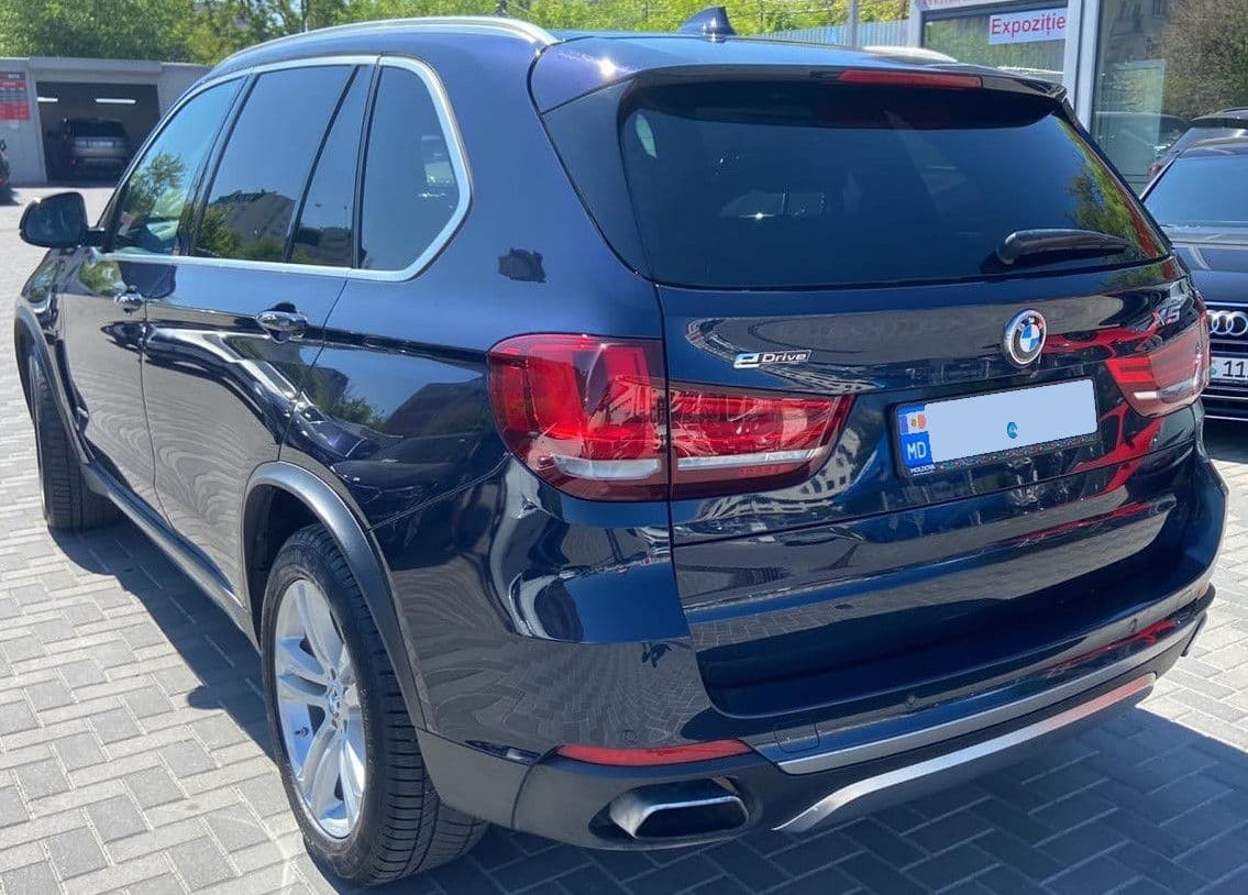 BMW X5 4.0e 2016 — Миниатюра 3