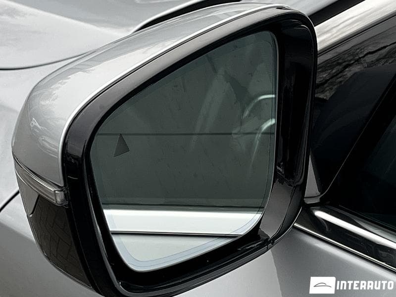 BMW 530e 2018 — Миниатюра 5