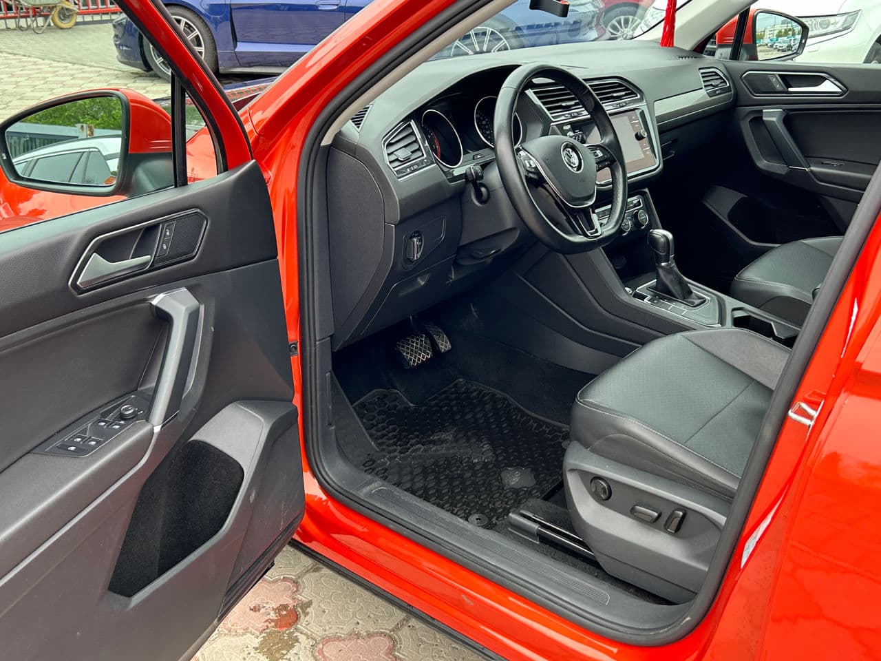 Volkswagen Tiguan 2018 — Миниатюра 7