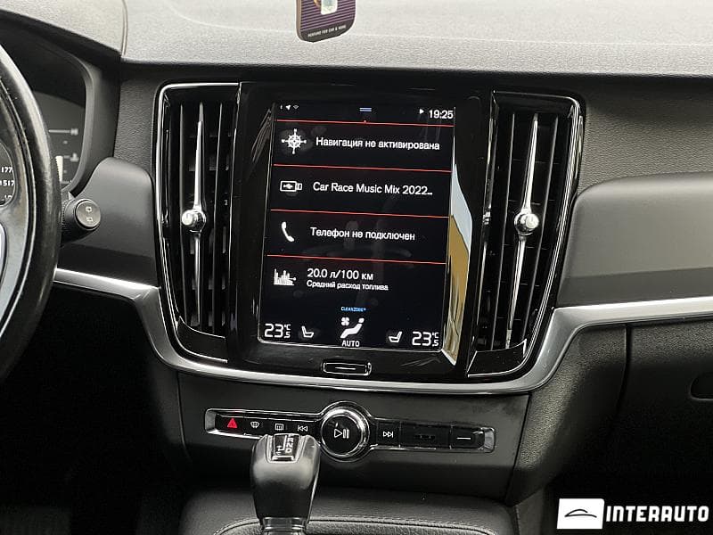 Volvo V 90 2018 — Миниатюра 9