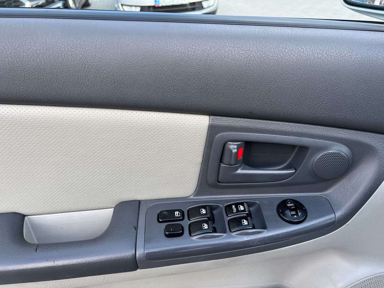 2005 Kia Cerato — Miniatură 6