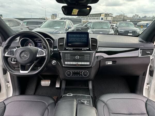 2017 Mercedes GLE Coupe 450 — Miniatură 9