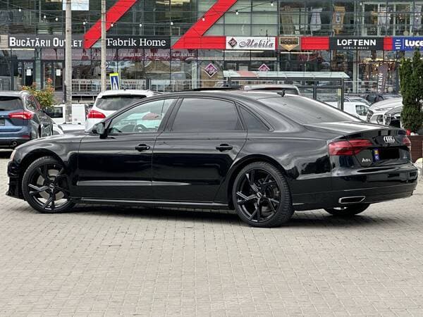 2016 Audi A8 — Miniatură 4