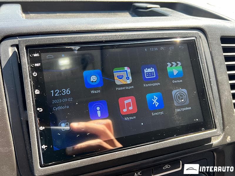 2012 Volkswagen Transporter — Miniatură 9