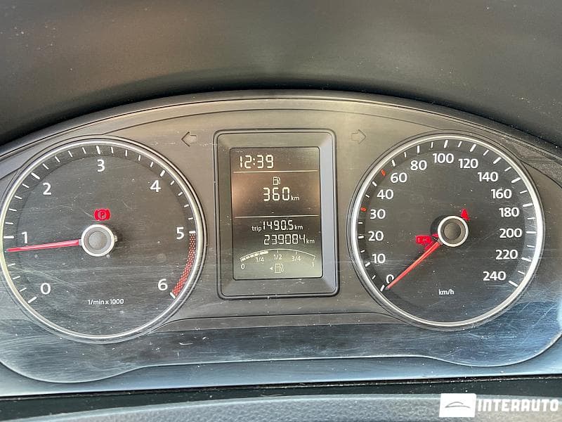 2012 Volkswagen Transporter — Miniatură 7