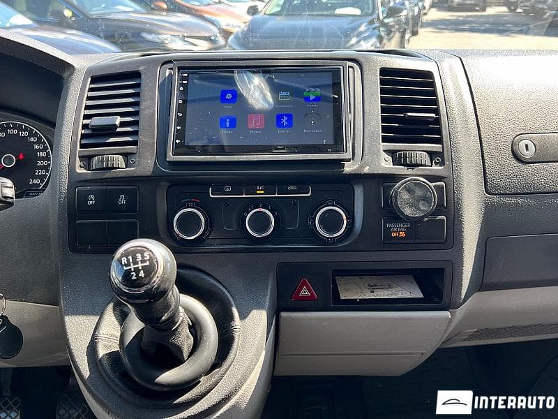 2012 Volkswagen Transporter — Miniatură 8